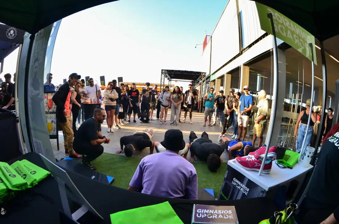 Activación de Monster Energy y otros sponsors oficiales en Summer Ink